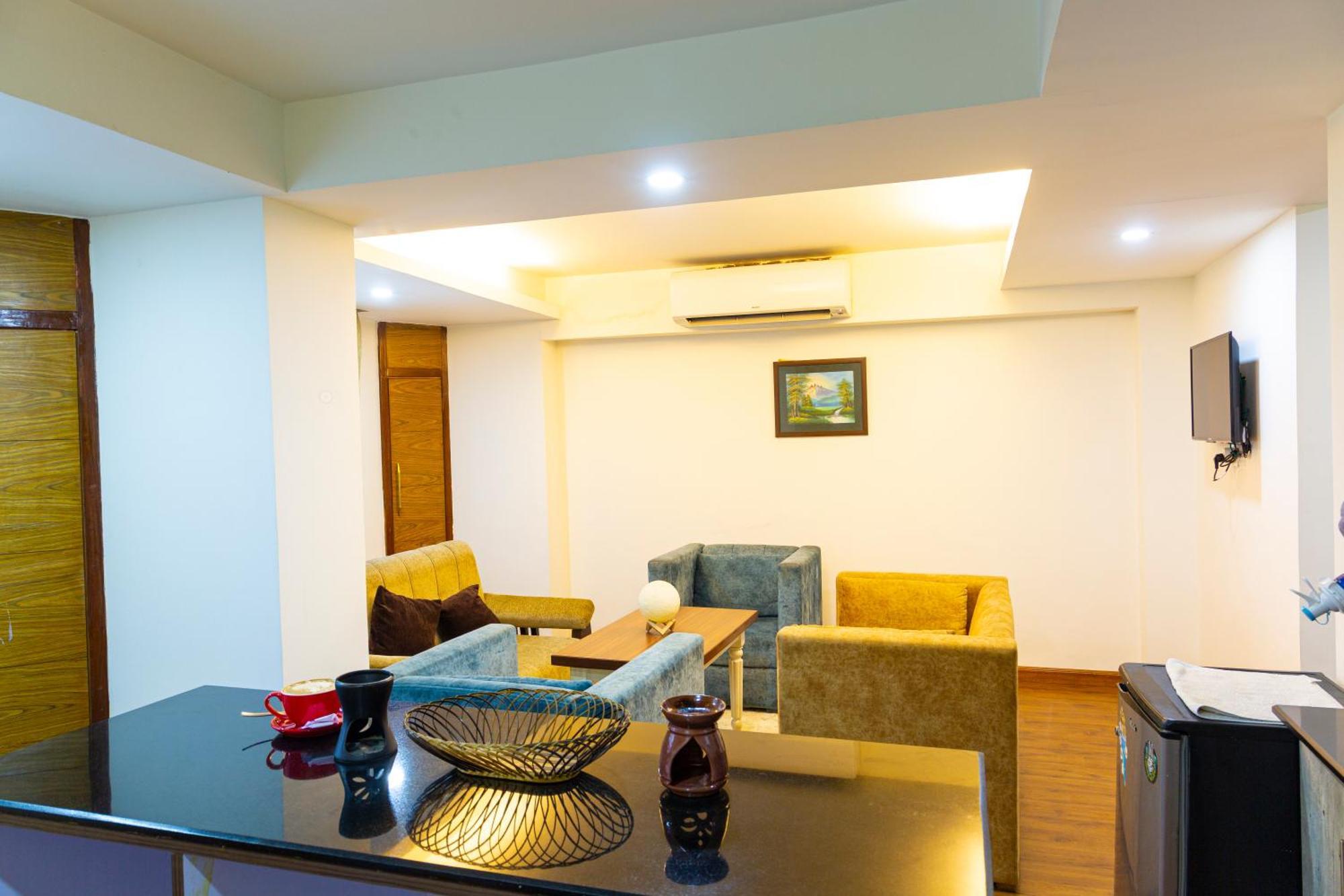 Hotel Tradition & Spa Kathmandu Exterior foto